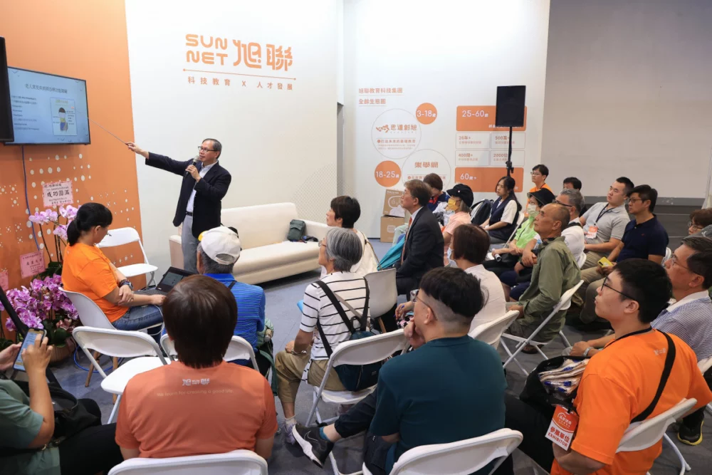 台灣吞嚥咀嚼障礙醫學會理事張欽凱醫師強調早期關注、持續訓練，才能協助長者遠離吸入性肺炎的威脅。（圖／旭聯科技）